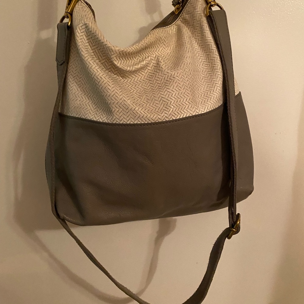 Fossil purse